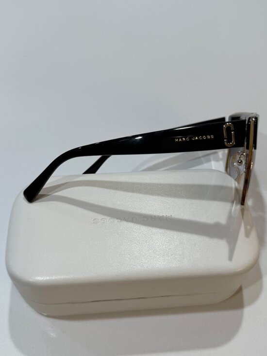 Marc Jacobs Sunglasses main image 6